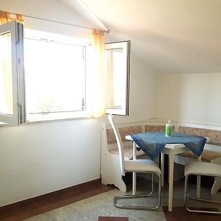 Apartment Лопар Екстер'єр фото