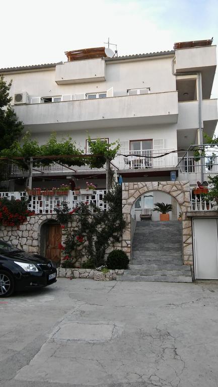 Apartment Лопар Екстер'єр фото