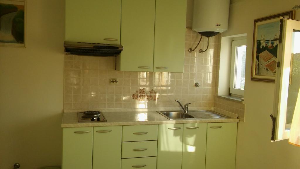 Apartment Лопар Екстер'єр фото