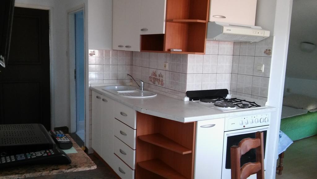 Apartment Лопар Екстер'єр фото