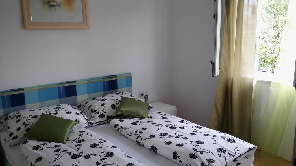 Apartment Лопар Екстер'єр фото